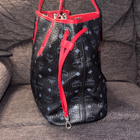 MCM Black and Red Tote Bag - Picture 5 of 10